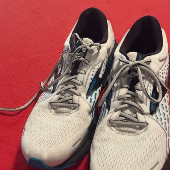 Brooks Athletic Shoes in White and Blue - Picture 1 of 10